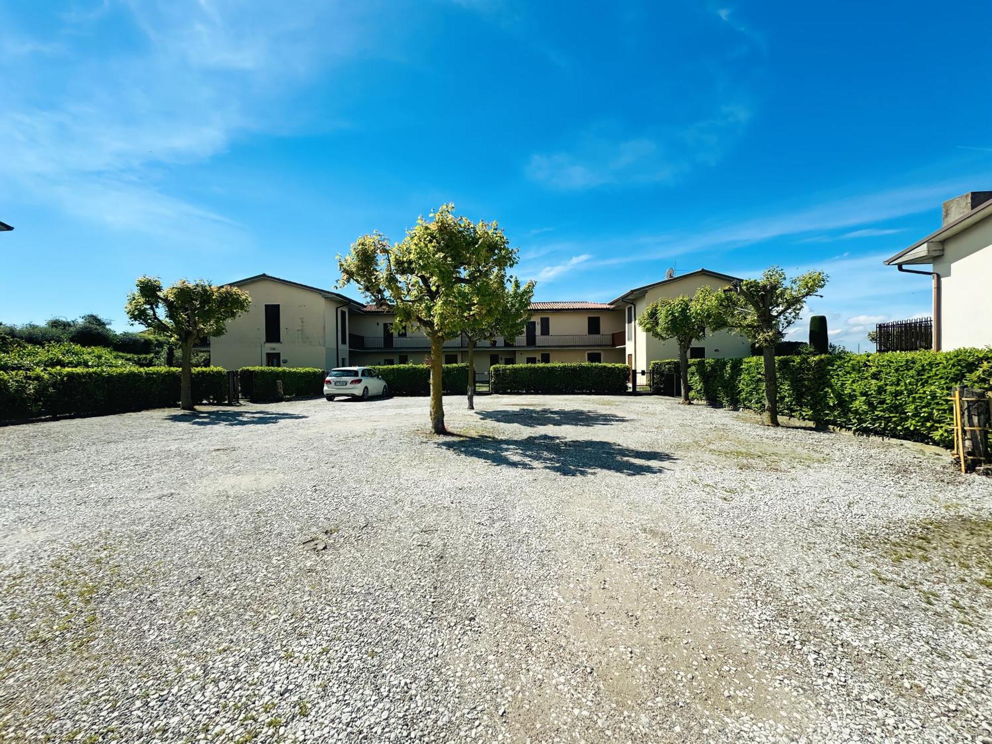 Incanto Apartment Lazise - Pools E Garden Exterior foto